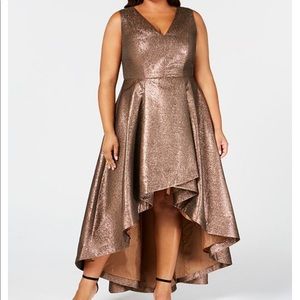 Calvin Klein Plus Size Metallic High Los Gown